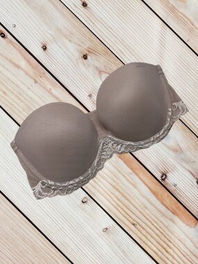 Natori 34D beige strapless bra
